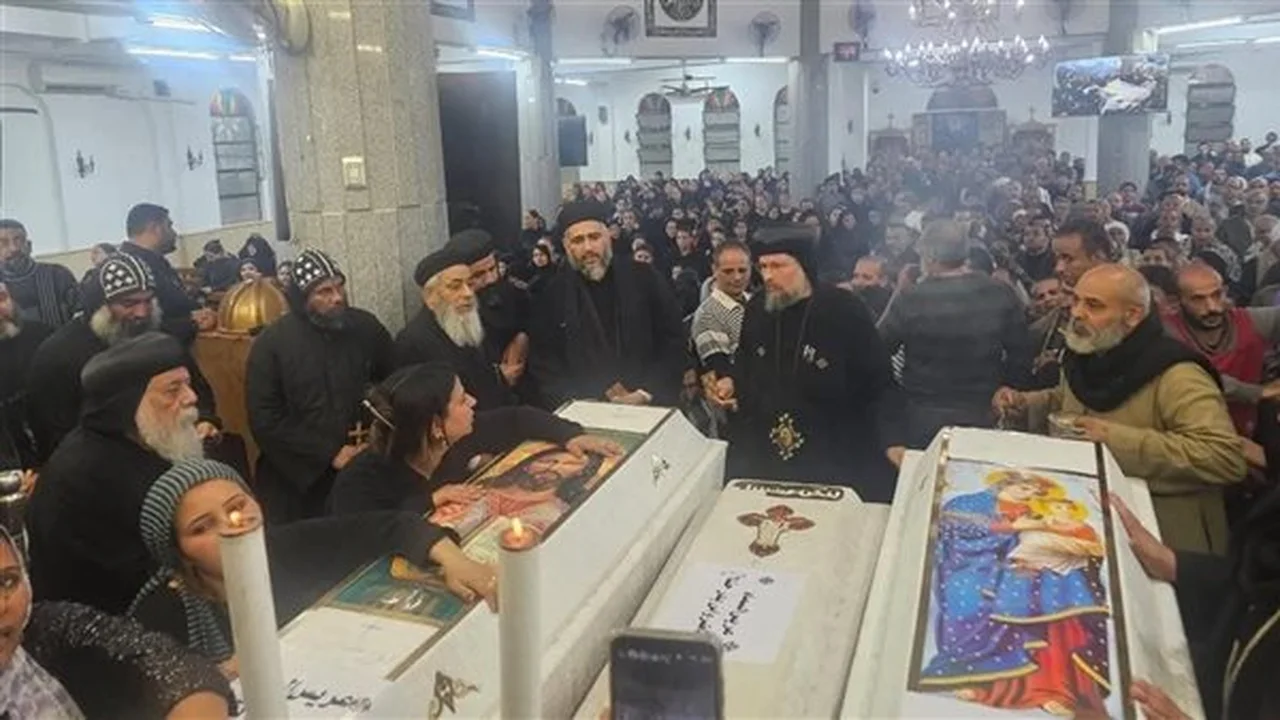 صرف مساعدات نقدية.. توجيهات وزارية لدعم أسر ضحايا حادث دير أبو فانا بالمنيا